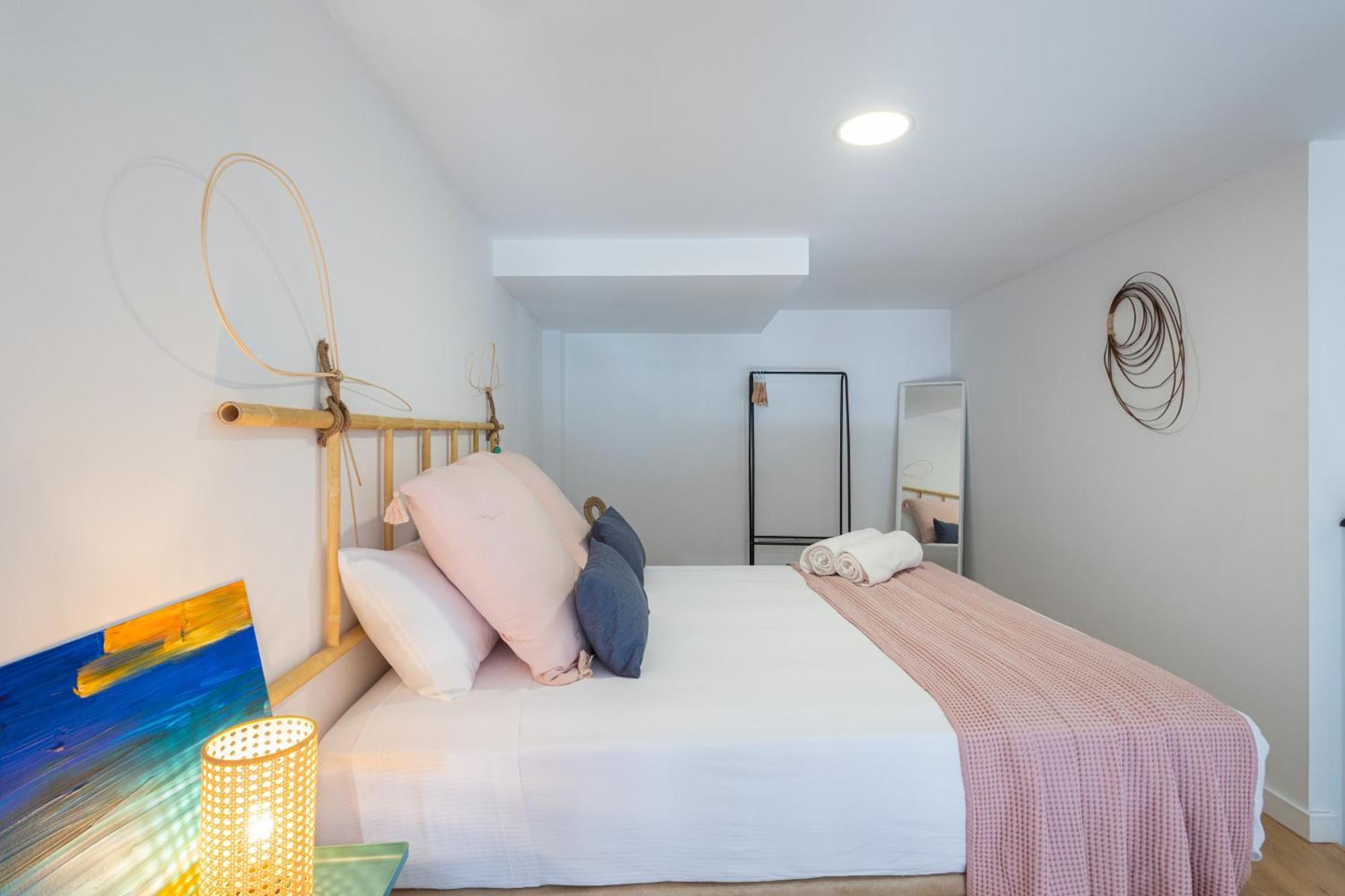 Florit Flats - The Port Avenue Duplex Valence