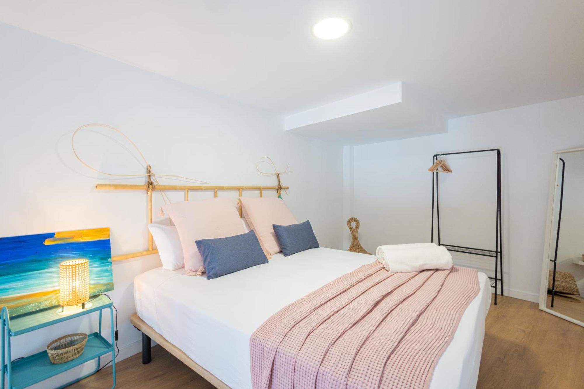 Florit Flats - The Port Avenue Duplex Valence